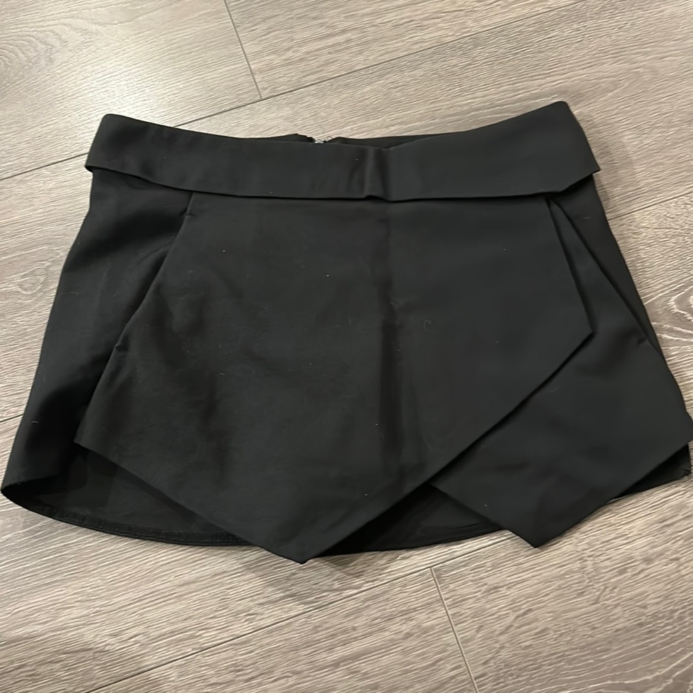 Zara Skort